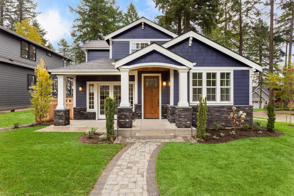 Modern craftsman style home